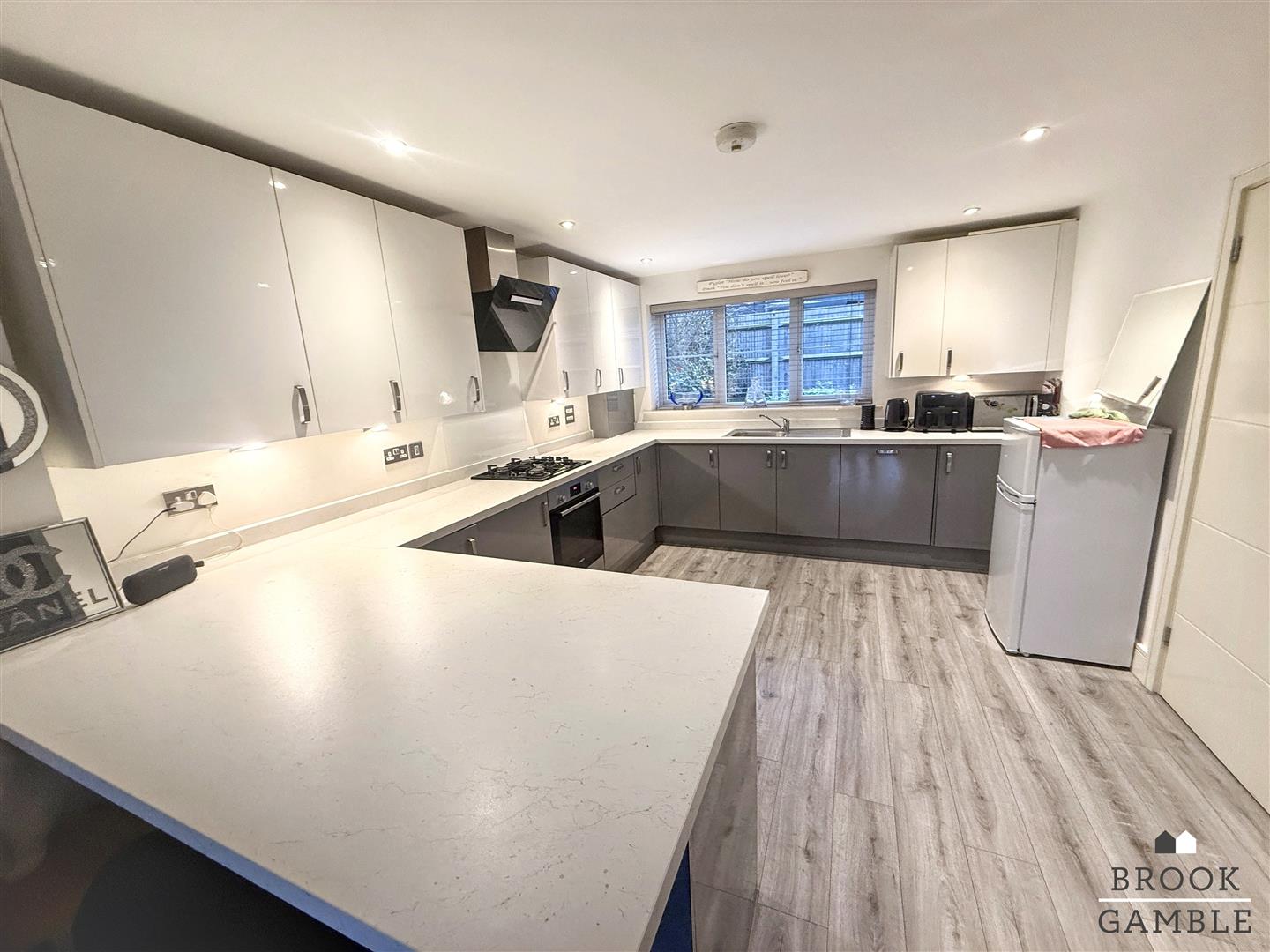 3 Bedroom House - Detached. Finchley Place in Eastbourne,  2